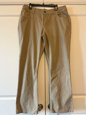 Riders by Lee Men's Khaki Straight-Leg Chinos
